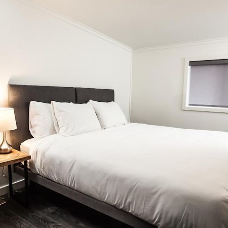 Novlan Suite By Revelstoke Vacations Ngoại thất bức ảnh