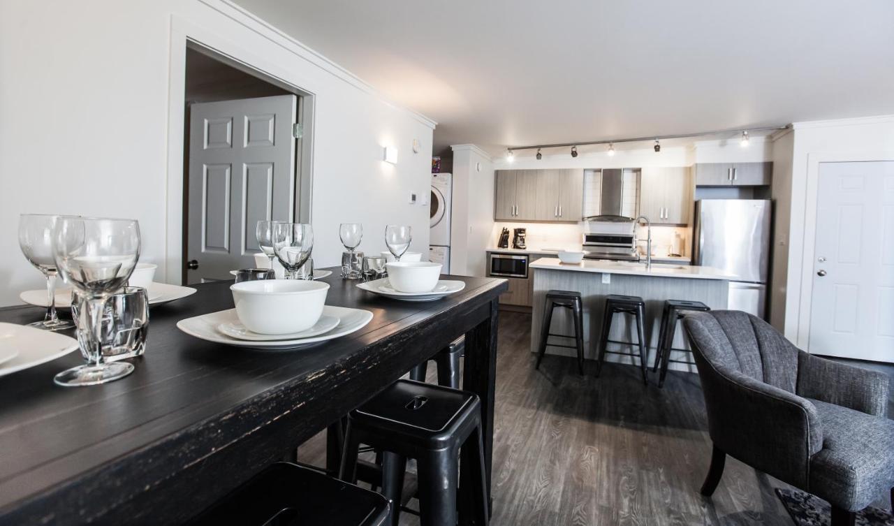 Novlan Suite By Revelstoke Vacations Ngoại thất bức ảnh